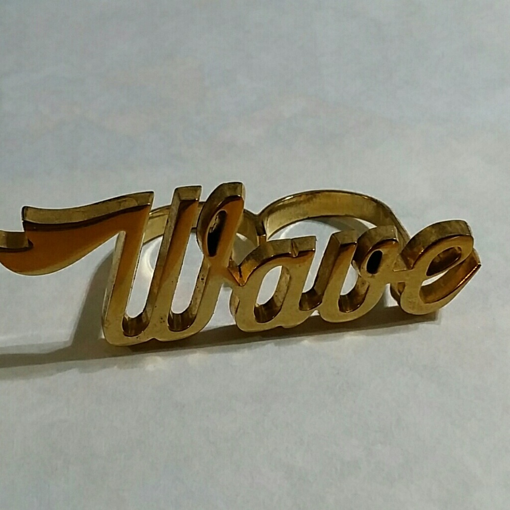 Pink Dolphin wave ring
